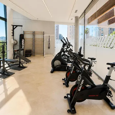 Brisas De Poniente Piscina, Parking Y Playa Benidorm